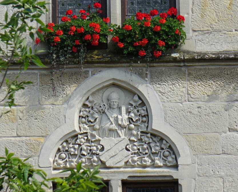 Ludgerusrelief am Rathaus